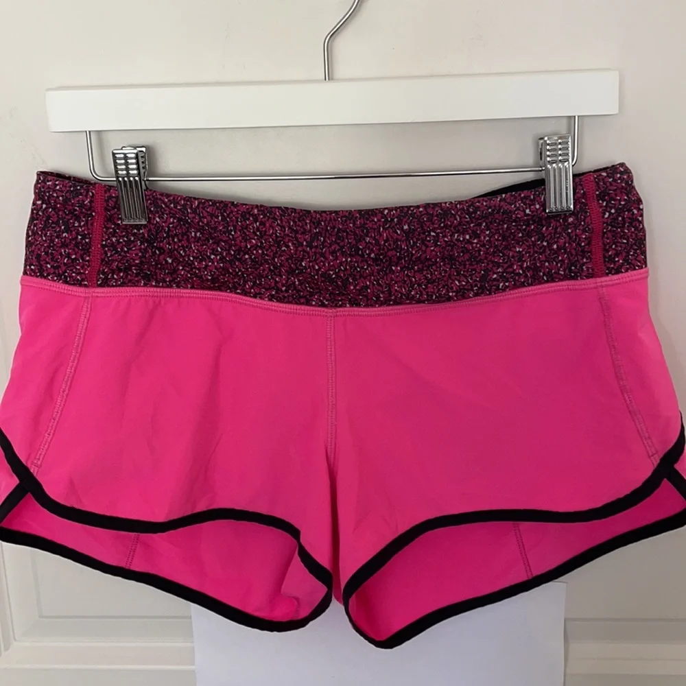 Lululemon Run: Speed Short Raspberry Glo Light 6
